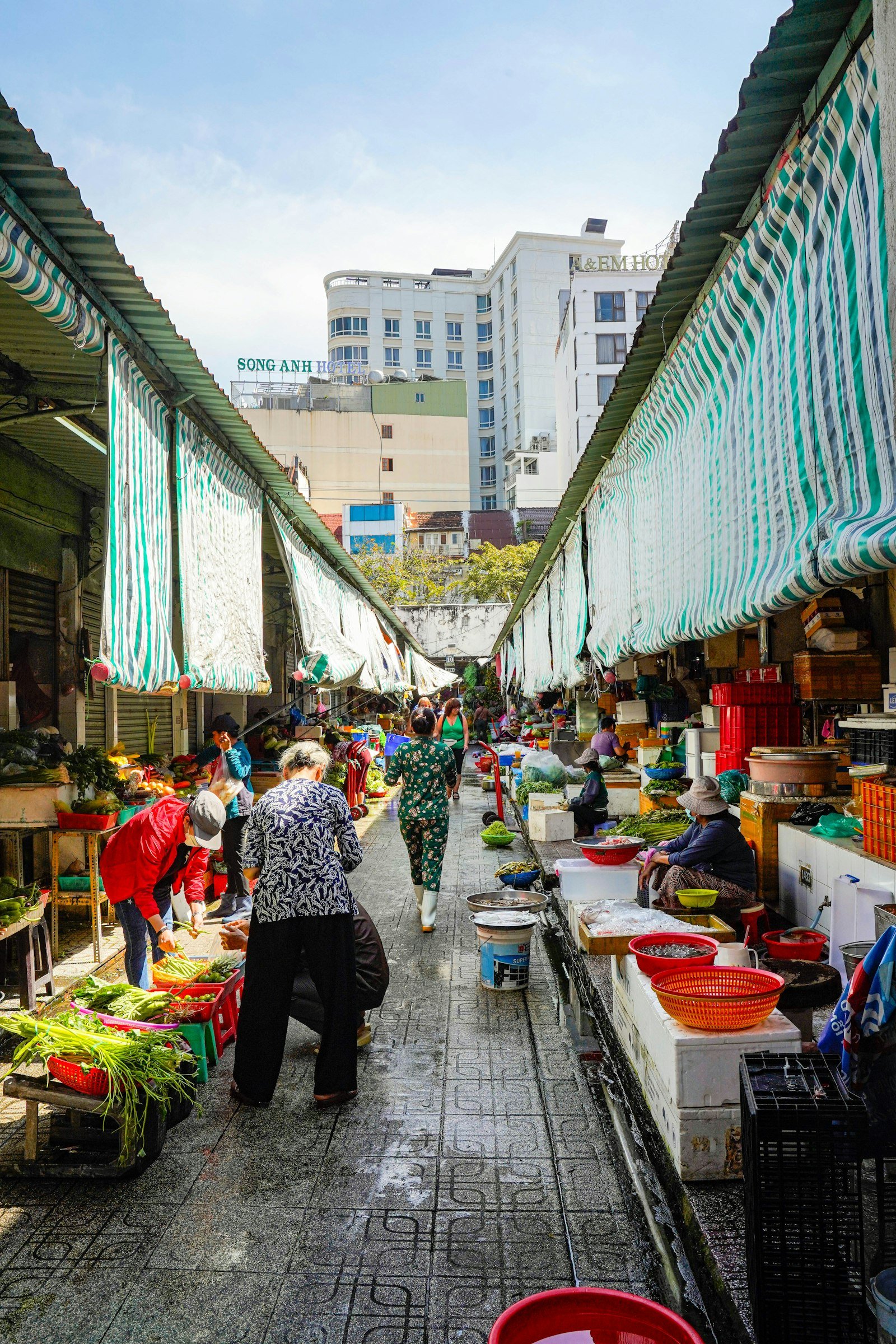 People outside Ben Thanh Market in Ho Chi Minh City